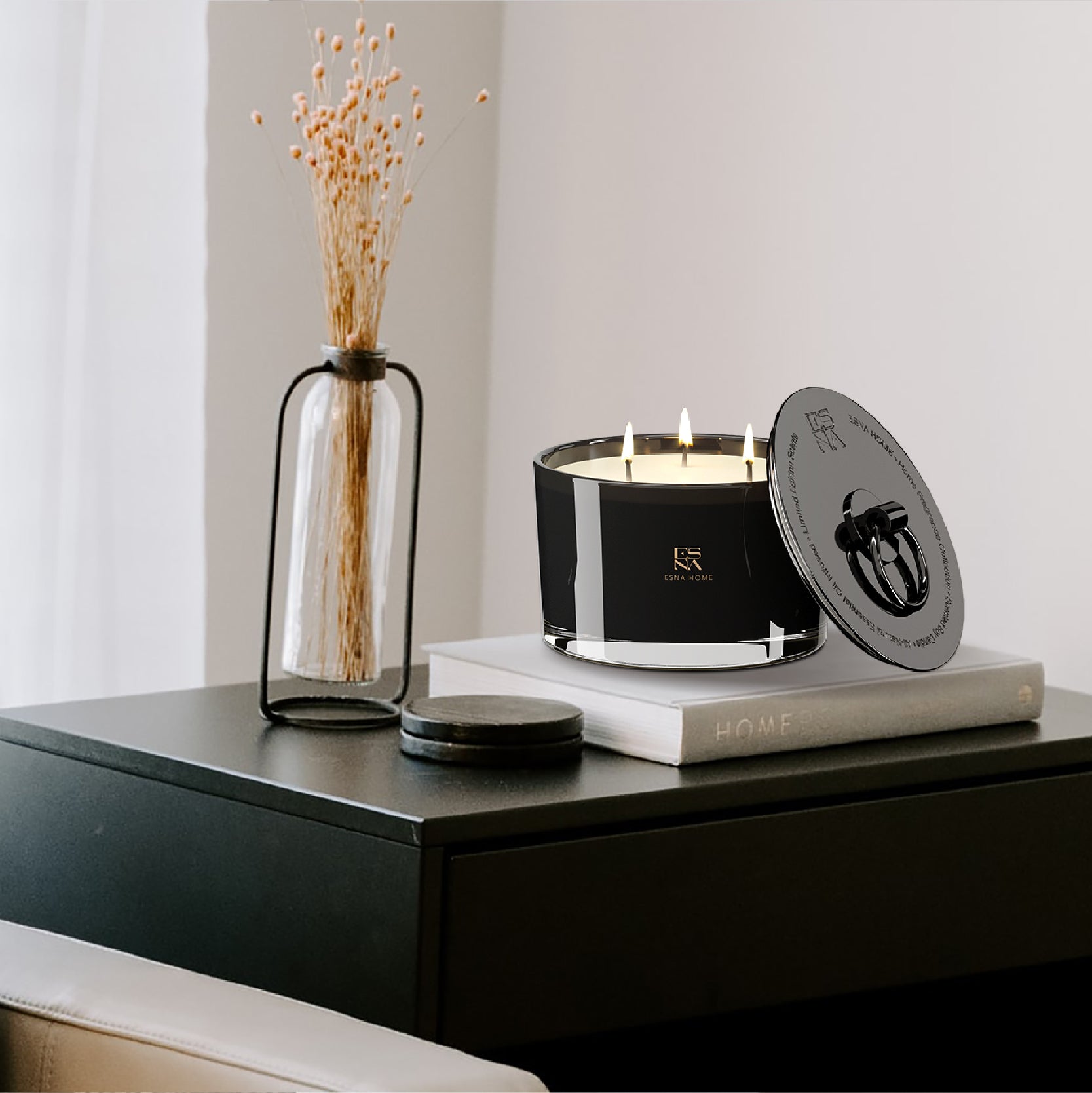 3-Wick Aromatic Leather & Tobacco Leaf Scented Candle | Brillo Collection